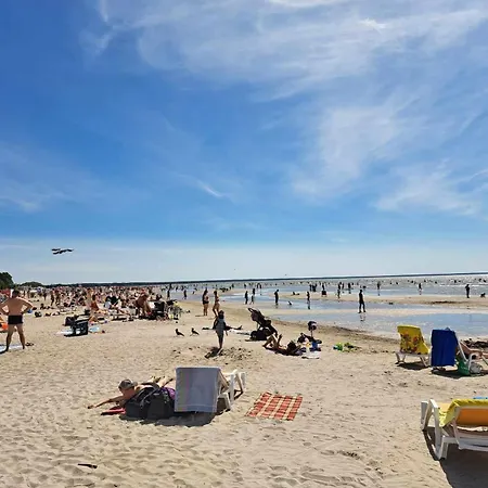 Kena, Rõduga Külaliskorter Aisa 39 3* Pärnu