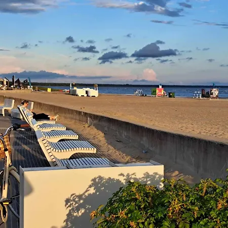 Kena, Rõduga Külaliskorter Aisa 39 Apartahotel 3*